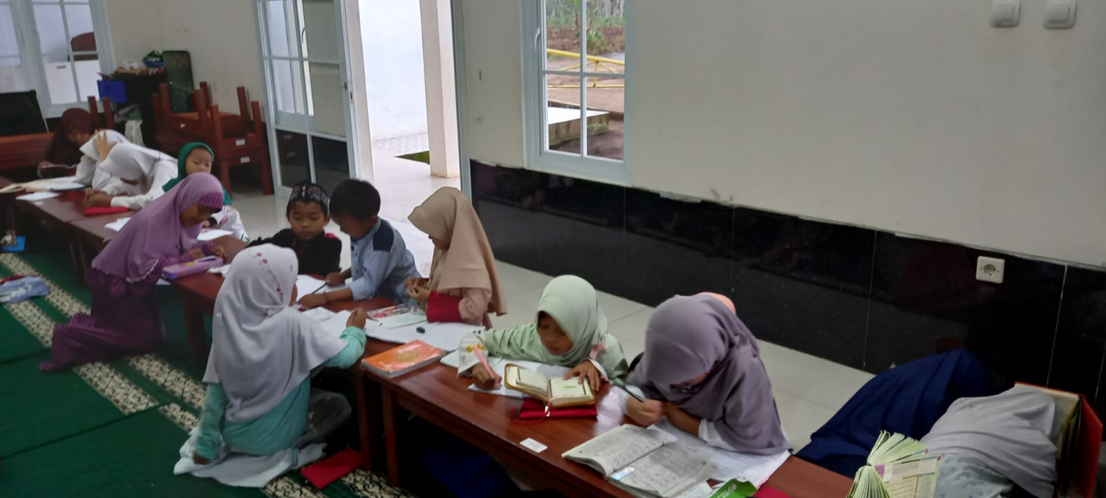 TPA Al Munawaroh Kegiatan Masjid Al Munawaroh KAB. SUMEDANG