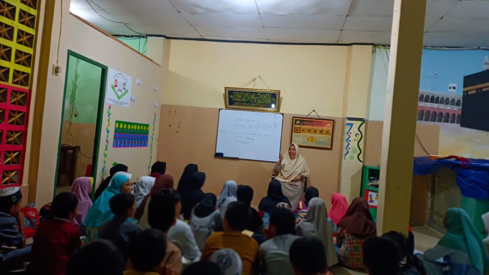 Kegiatan Pengajian TPQ Nurul Hidayah (Praktik Sholat) Kegiatan Masjid Nurul Hidayah KOTA ADM. JAKARTA BARAT