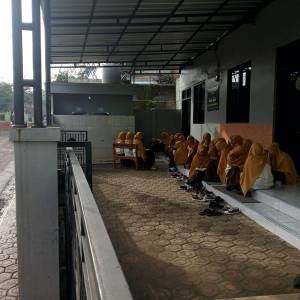 MUROJA'AH TAHFIZH QURAN Kegiatan USWATUN HASANAH PJ Rancakole 2 KAB. BANDUNG