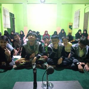 Kajian Santri Asrama PPI 165 Kegiatan USWATUN HASANAH PJ Rancakole 2 KAB. BANDUNG