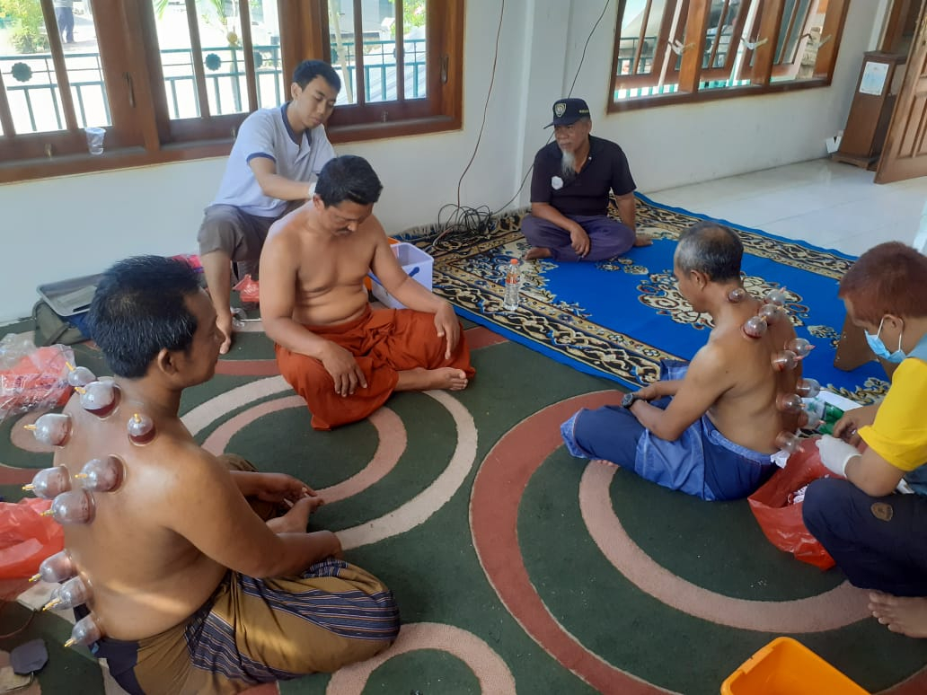 Tahrib Ramadan Bekam Massal  Kegiatan Masjid Abnais Sabil KAB. BANYUWANGI
