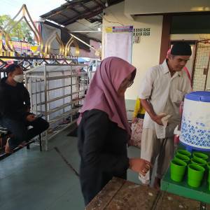 Penyediaan Ifthor utk jamaah & musafir Kegiatan Masjid Nurul Hikmah KOTA PADANG