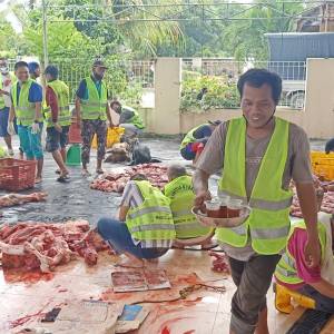 Penyeblihan Hewan Qurban Kegiatan MASJID AL-HUDA REJOMULYO KOTA METRO