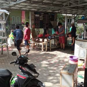 Kerja bakti di masjid