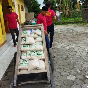 Kontribusi Pembagian Zakat Fitrah Langsung Kepada Fakir Miskin