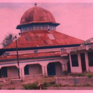 Bangunan lama roboh saat gempa 2009
