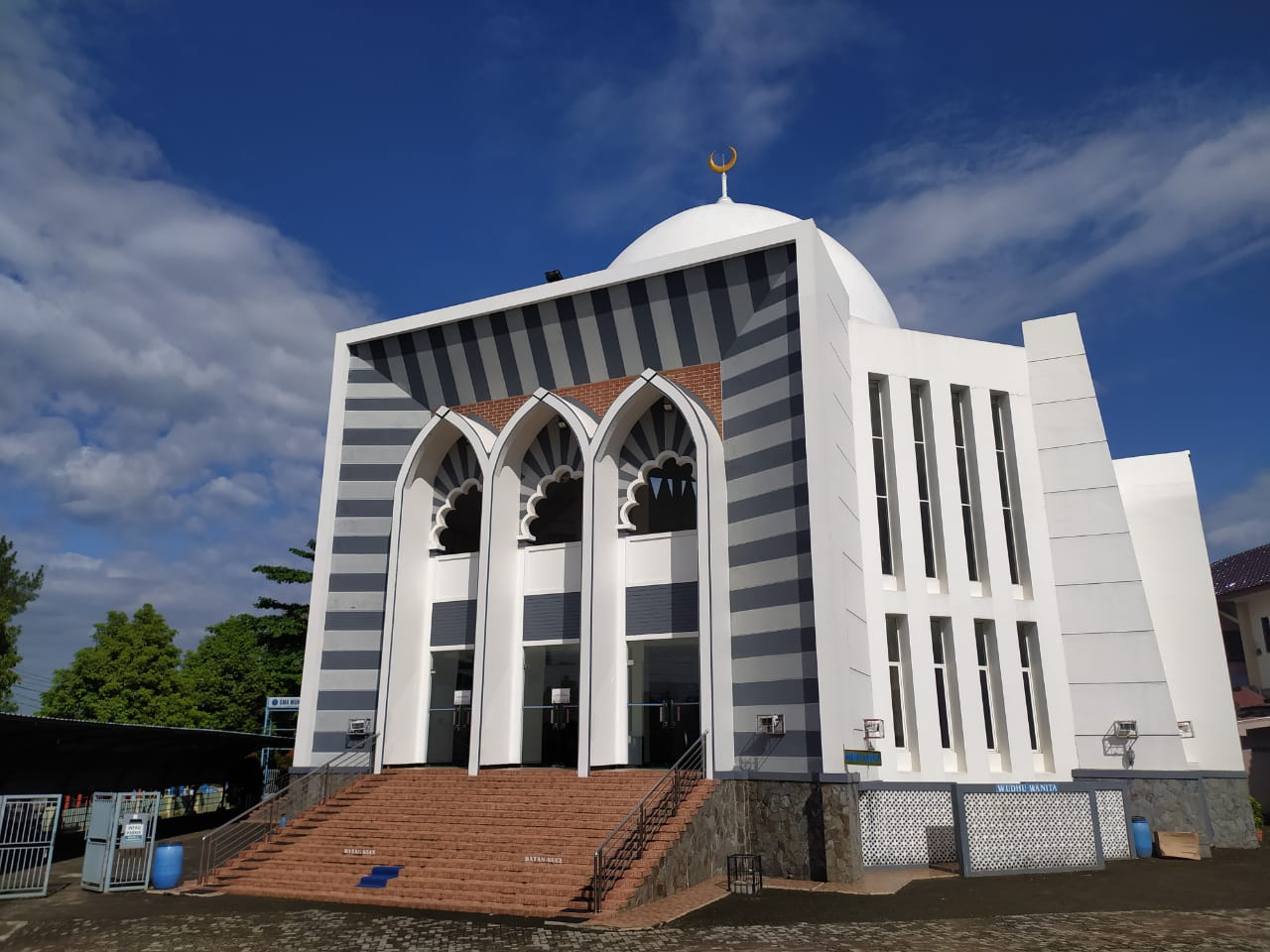 Masjid 17 Purwokerto