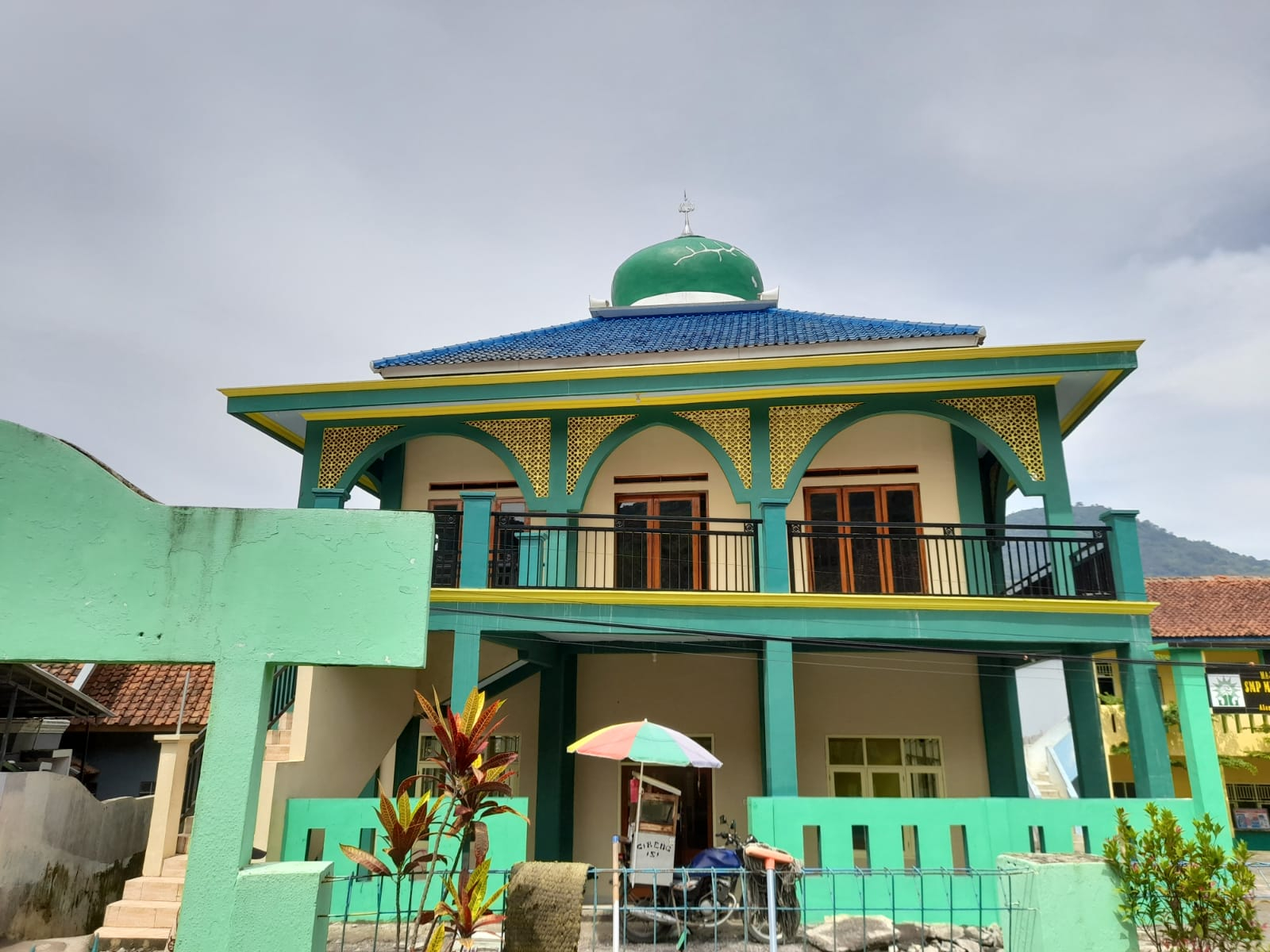 Masjid Al Hikmah — 