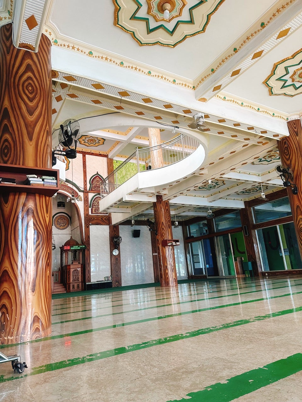 Masjid Besar Al-Mubarok Gilimanuk