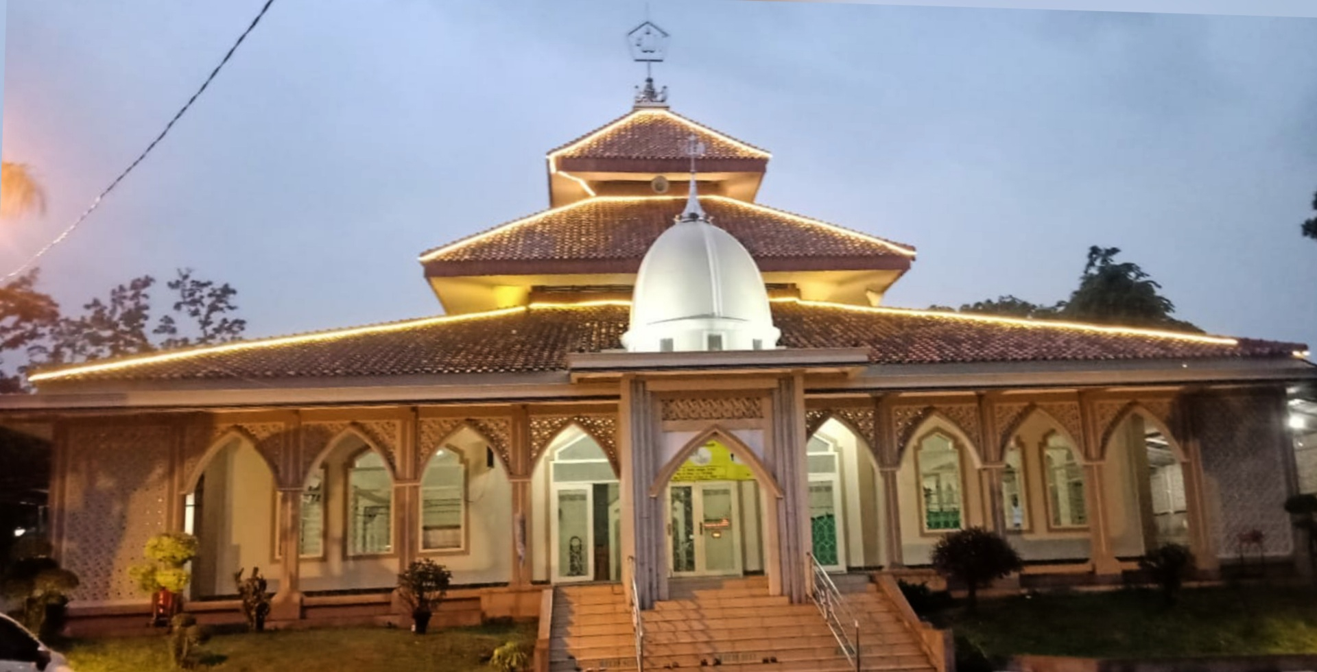 Masjid Besar Asy-syuhada