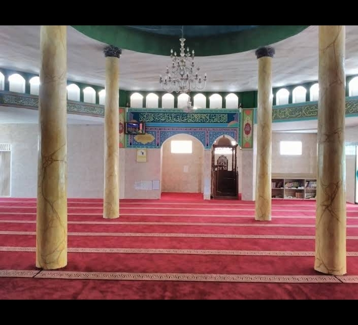 Masjid jami ainul yaqiin