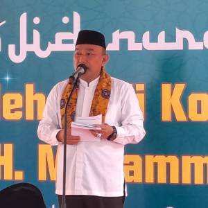 KH Mohammad Idris: Jangan Membanggakan Masjid Karena Kemegahan Bangunannya
