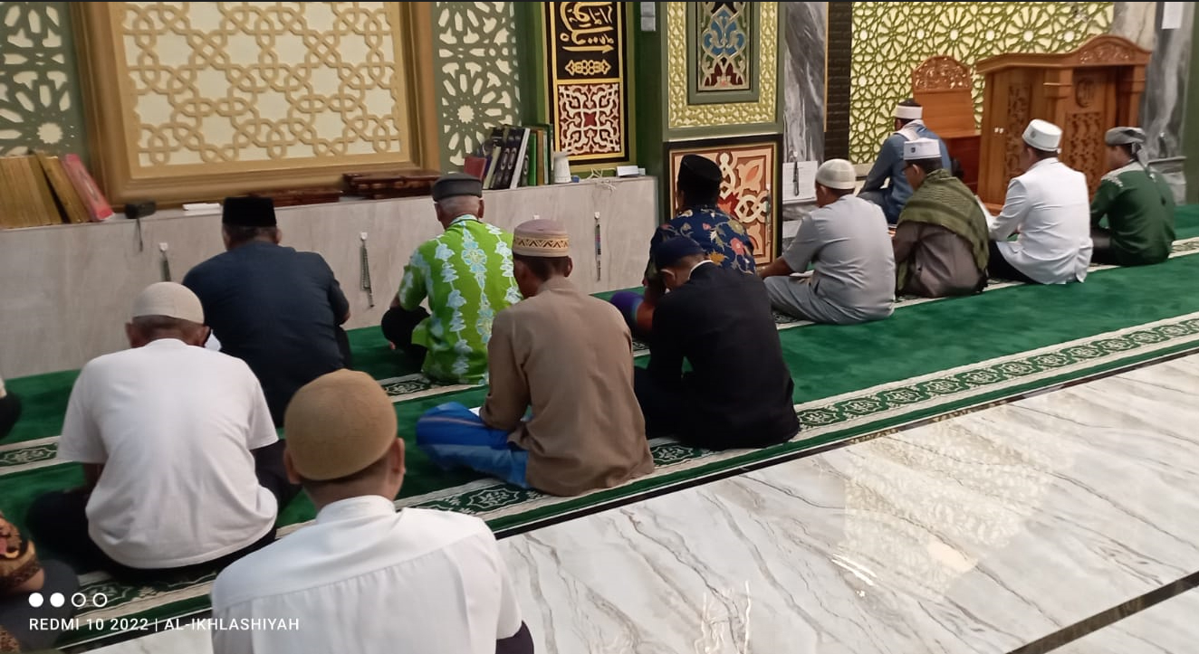 Menyambut Tahun Baru Islam 1446 H / 2024 M, Pengurus BKM Al-Ikhlashiyah Gelar Zikir Dan Doâ€™a Bersama