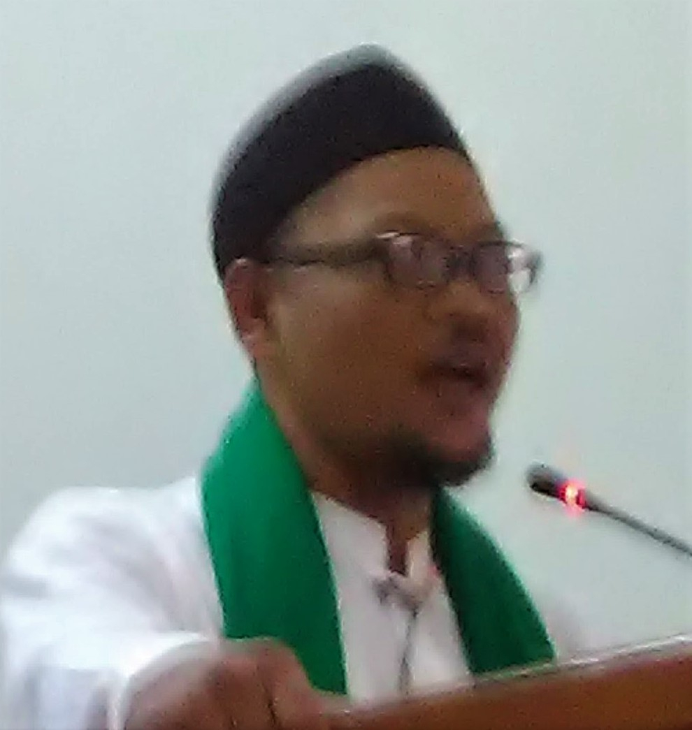 Ustadz di Masjid Al Muhajirin