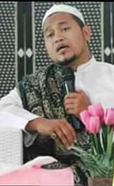 Ustadz di Masjid Jami At Taqwa