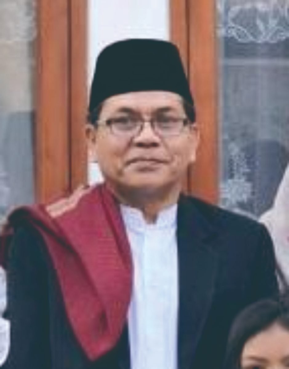 Ustadz di Masjid Abu Bakar Ash-Shiddiq